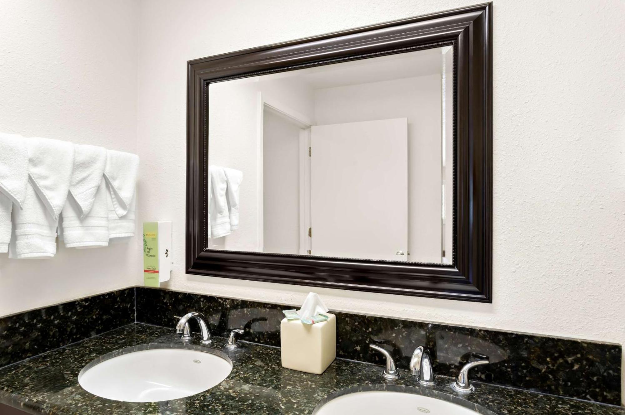 Surestay Plus Hotel By Best Western Susanville Extérieur photo